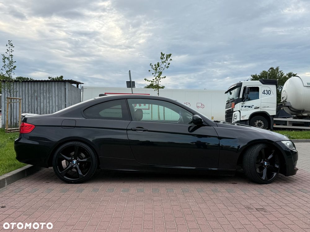 BMW Seria 3 320d Edition Exclusive - 10