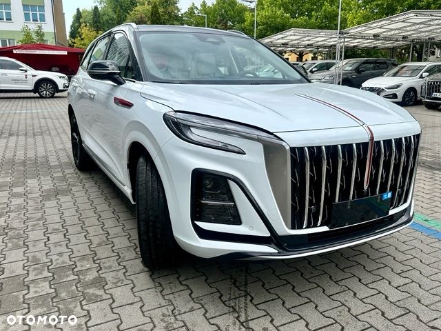 Hongqi HS3 - 4