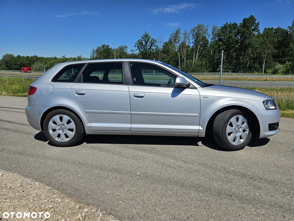 Audi A3 Sportback 1.4 TFSI Ambiente - 3