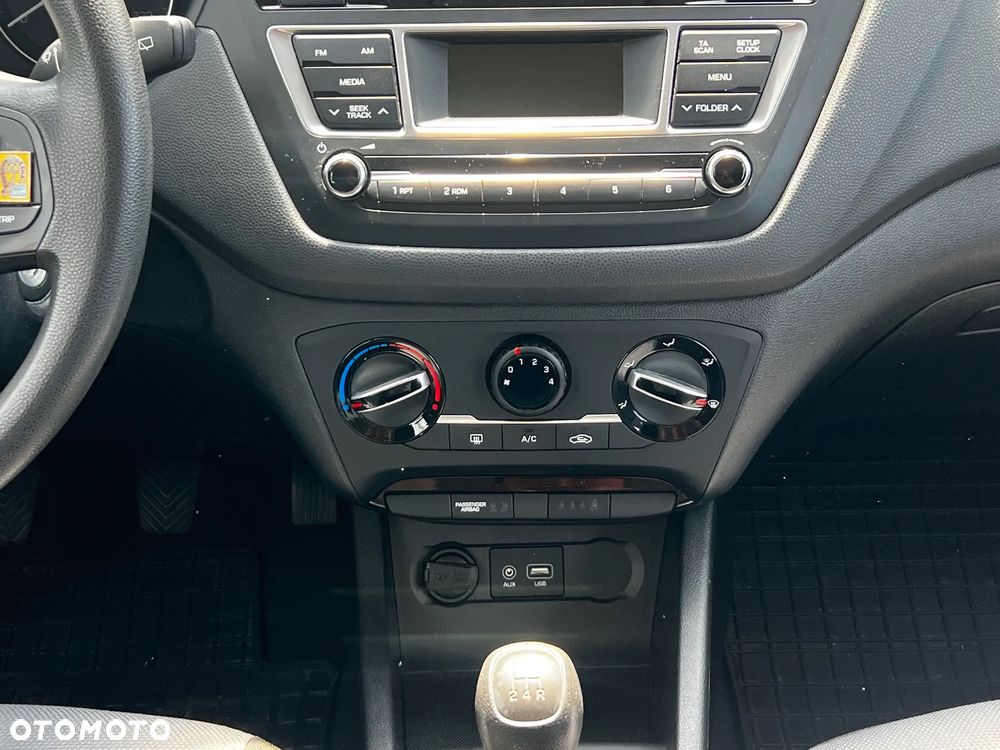 Hyundai i20 1.2 Classic Plus - 12