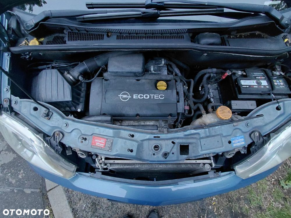 Opel Meriva - 8