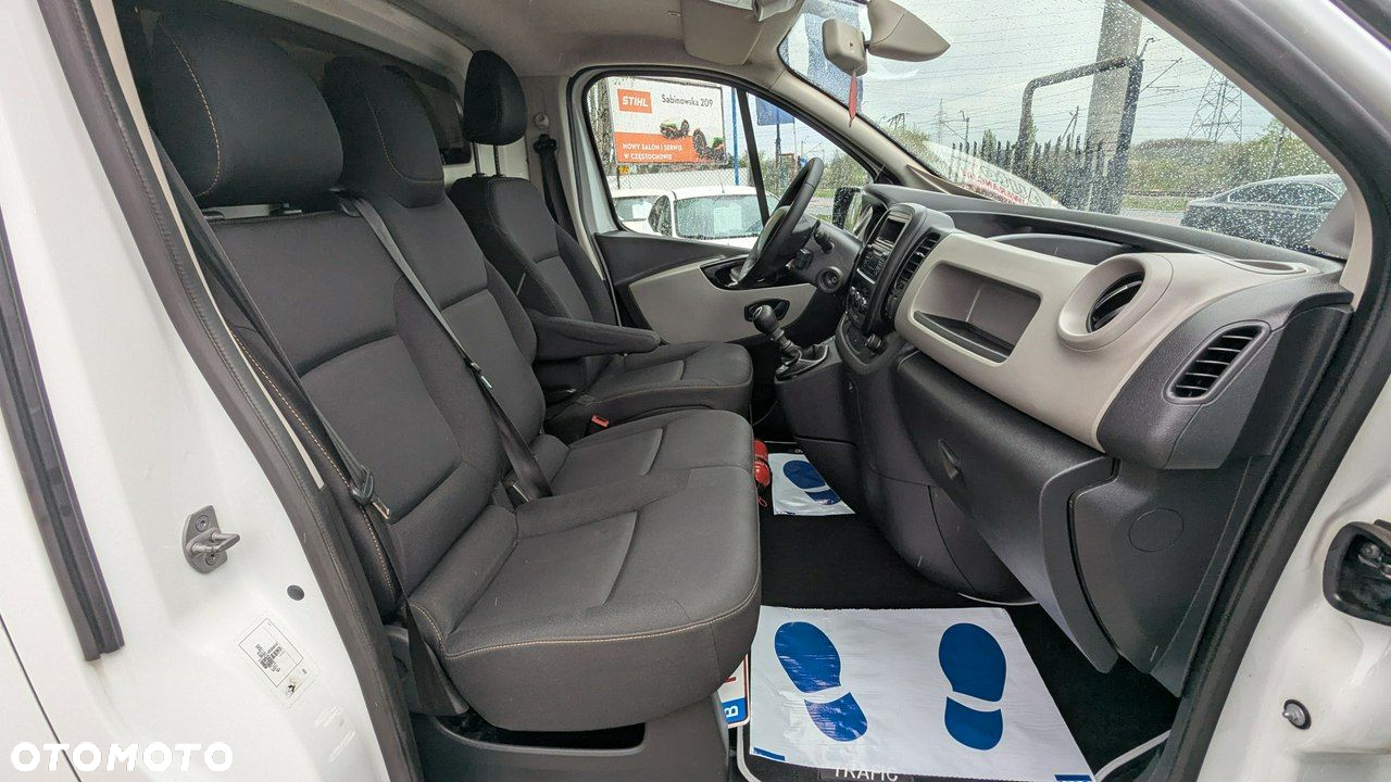 Renault Trafic - 15