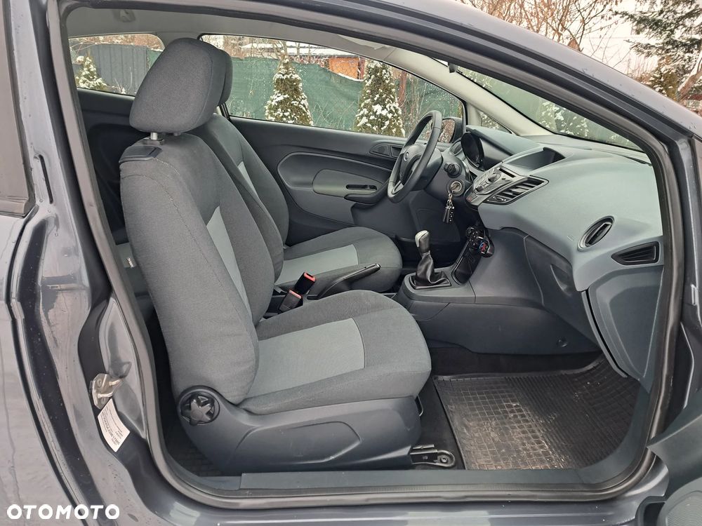 Ford Fiesta 1.25 Trend Edition - 31