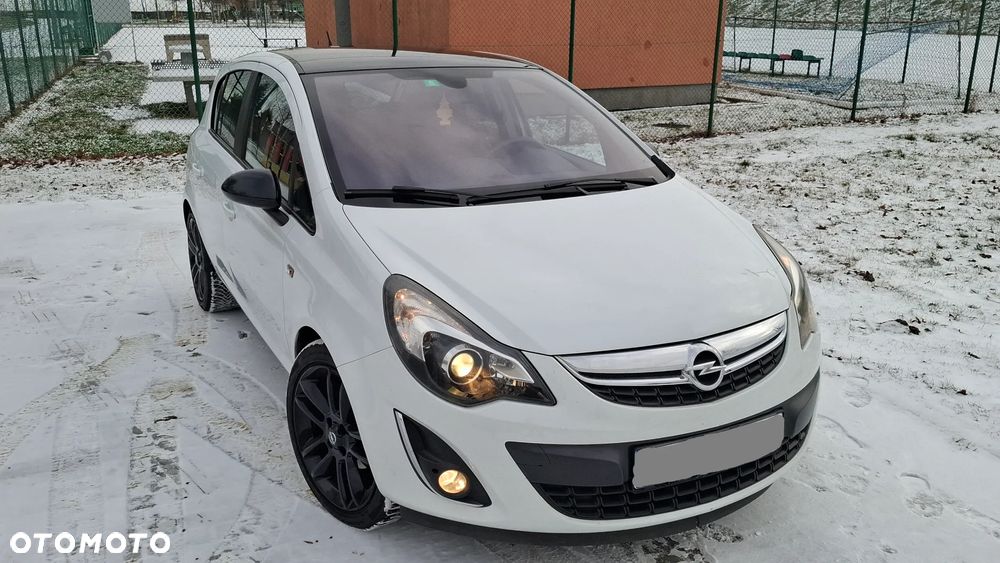 Opel Corsa 1.4 16V Color Edition - 1