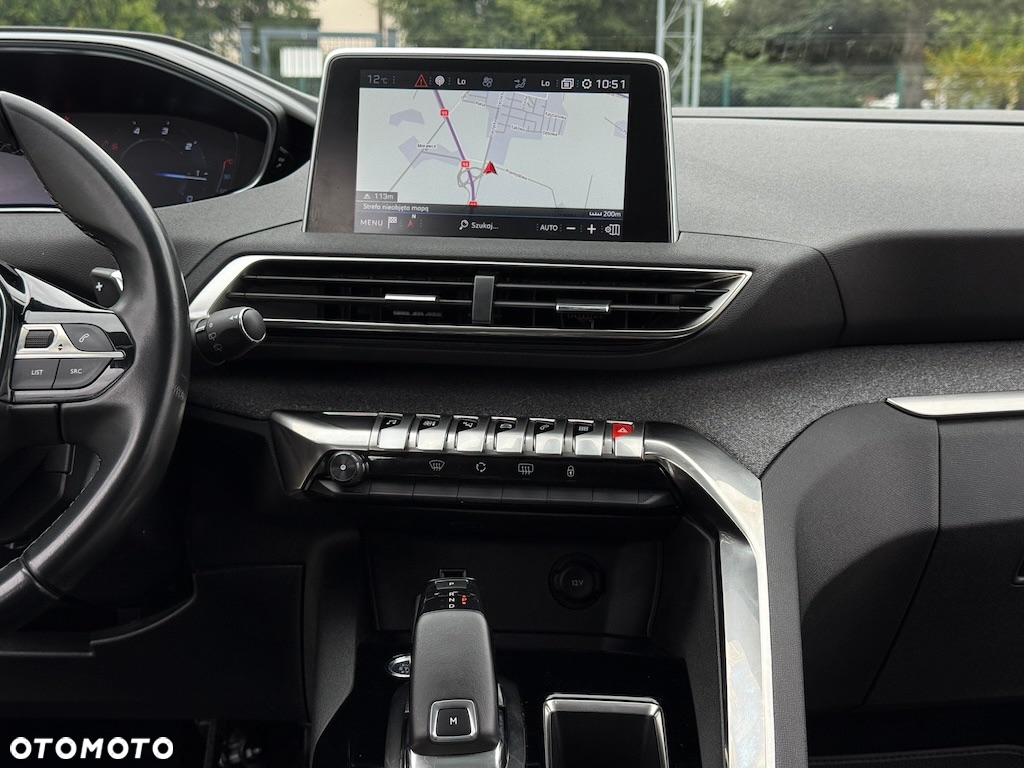 Peugeot 3008 BlueHDi 130 Stop & Start EAT8 Allure - 23
