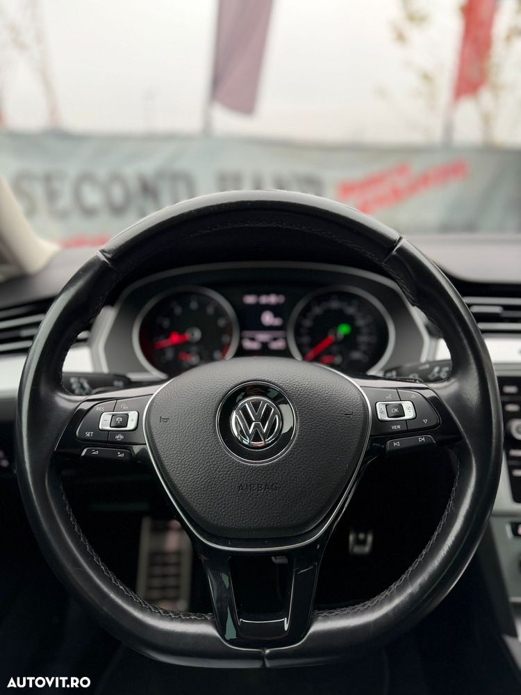 Volkswagen Passat 1.5 TSI OPF DSG Comfortline - 11