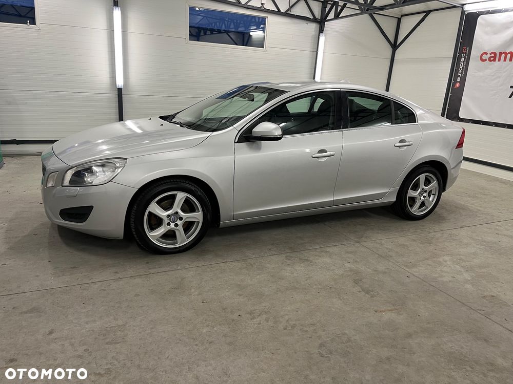Volvo S60 - 3