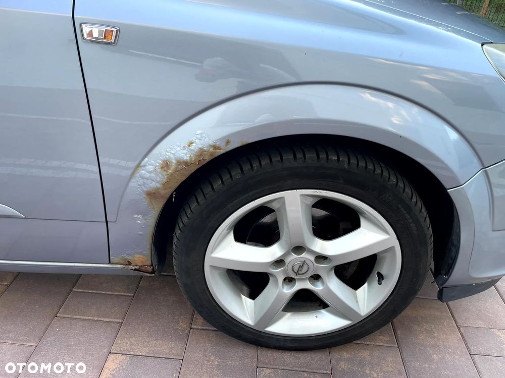 Opel Astra 1.8 Sport - 9