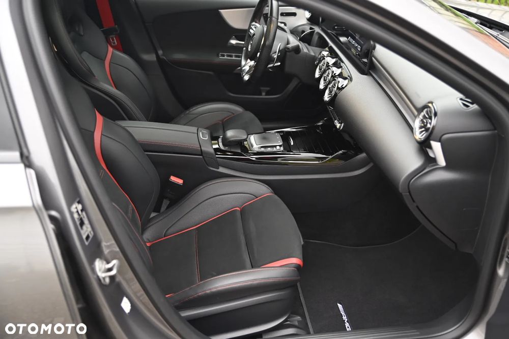 Mercedes-Benz Klasa A 35 AMG 4-Matic 7G-DCT - 15