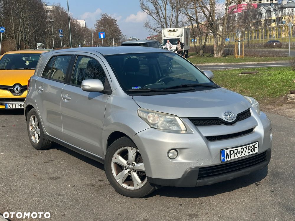 Toyota Urban Cruiser 1.33 Sol - 3