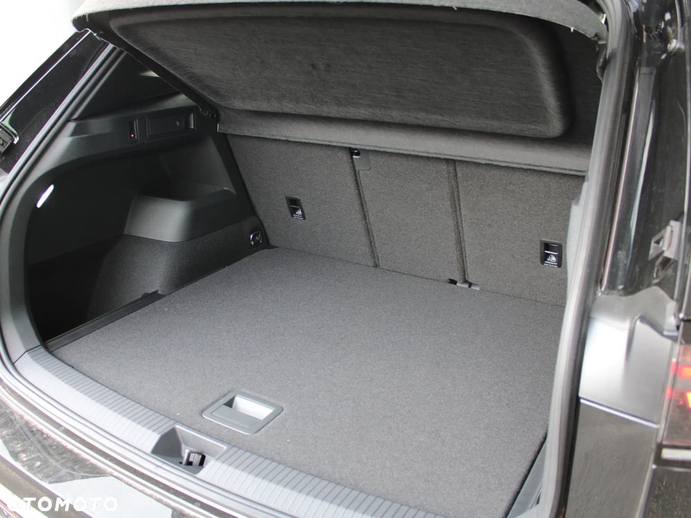 Volkswagen Tiguan 1.5 eHybrid PHEV 150kW R-Line Plus DSG - 11