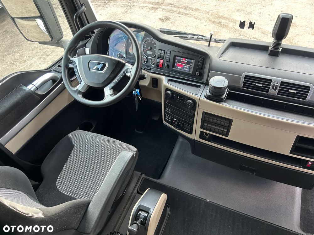 MAN TGX 18.460 KM AUTOMAT / 8 SZTUK / POLSKI SALON / 2 ZBIORNIKI PALIWOWE / LODÓWKA / BARDZO ŁADNY STAN !! - 40