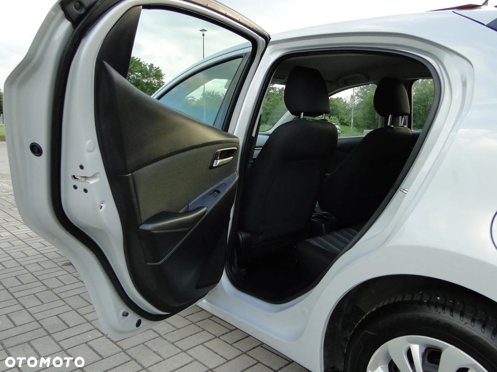 Mazda 2 SKYACTIV-G 75 Center-Line - 16