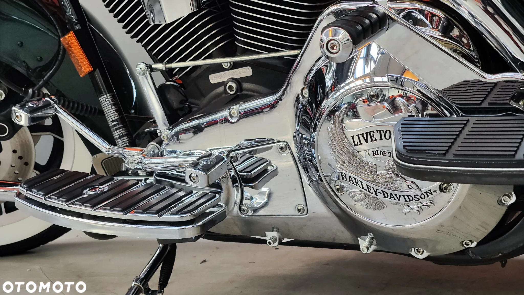 Harley-Davidson Touring Road King - 25