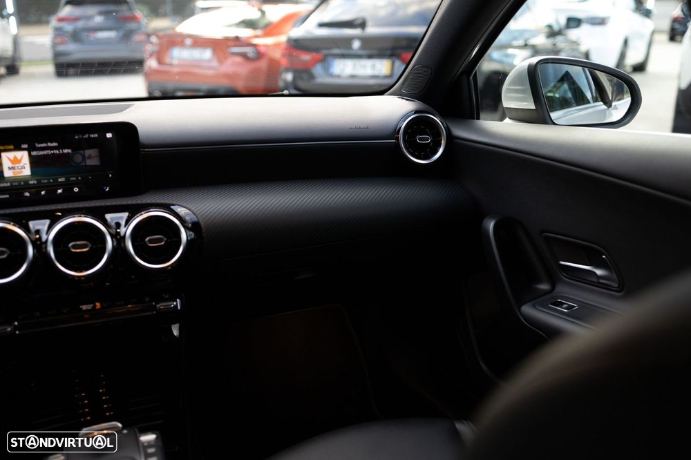 Mercedes-Benz A 250 e Progressive - 33