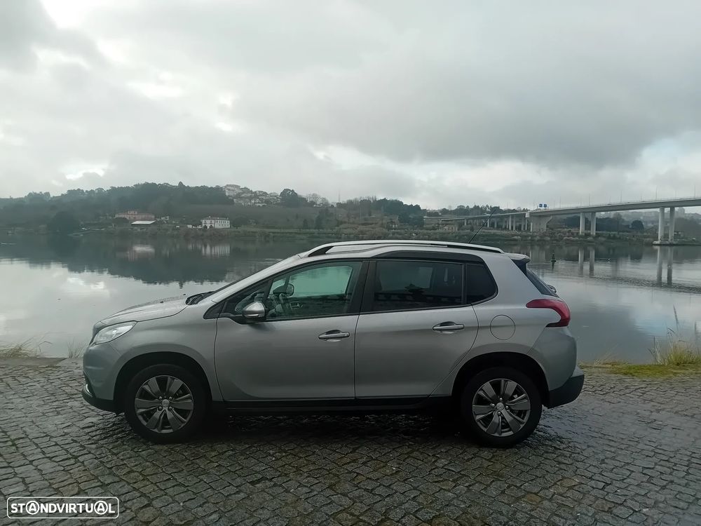 Peugeot 2008 1.6 BlueHDi Style - 7