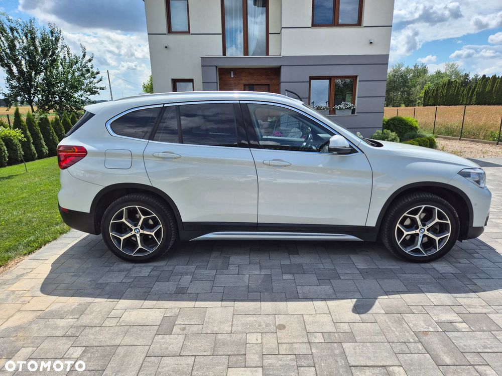 BMW X1 sDrive18d Advantage sport - 4