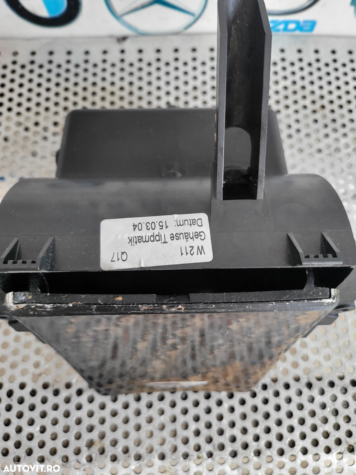 Sertar Scrumiera Mercedes E Class W211 Dezmembrez Mercedes E Class W211 2.7 Cdi Automat Cod Motor 6 - 5