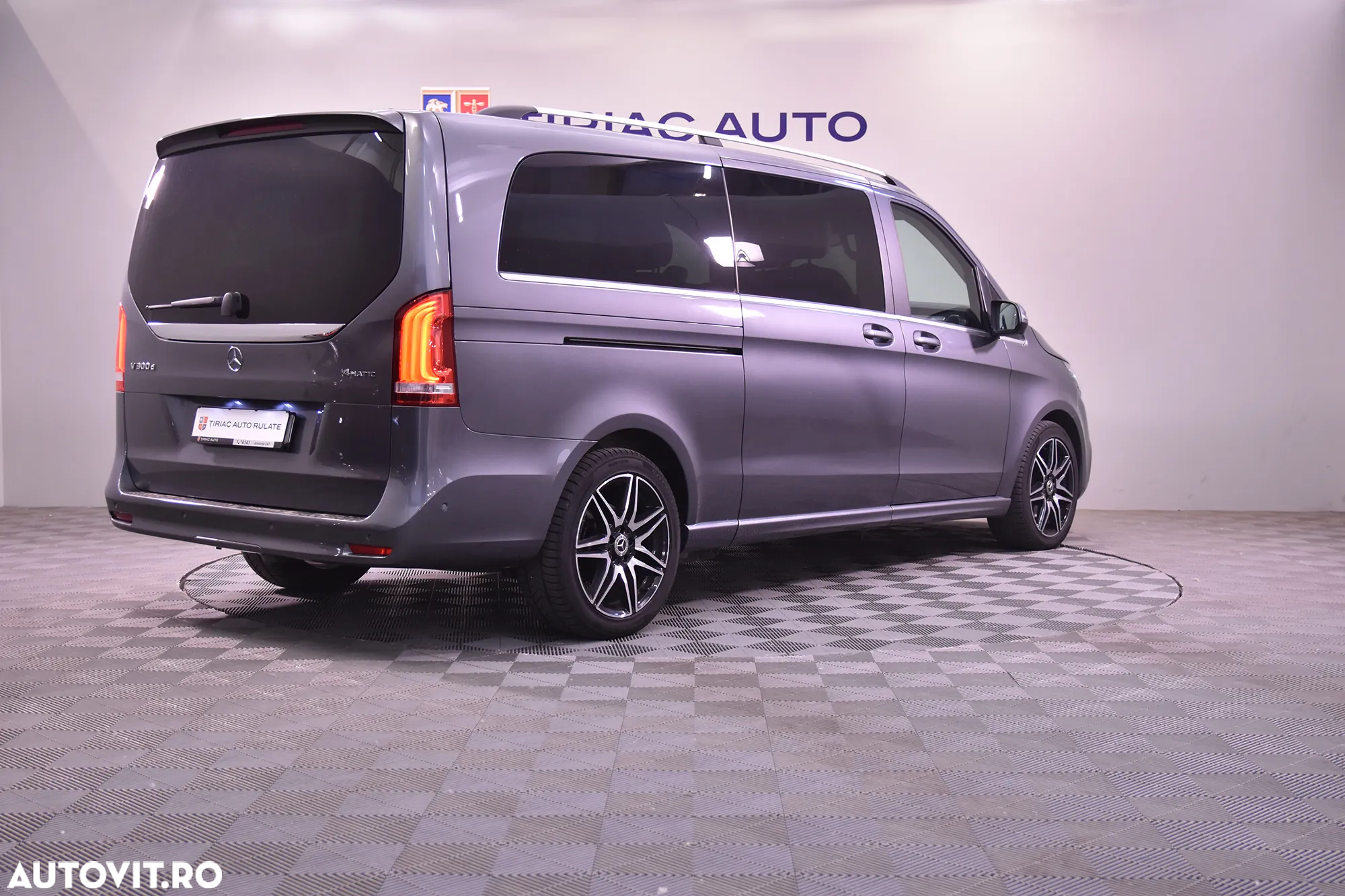 Mercedes-Benz V - 5