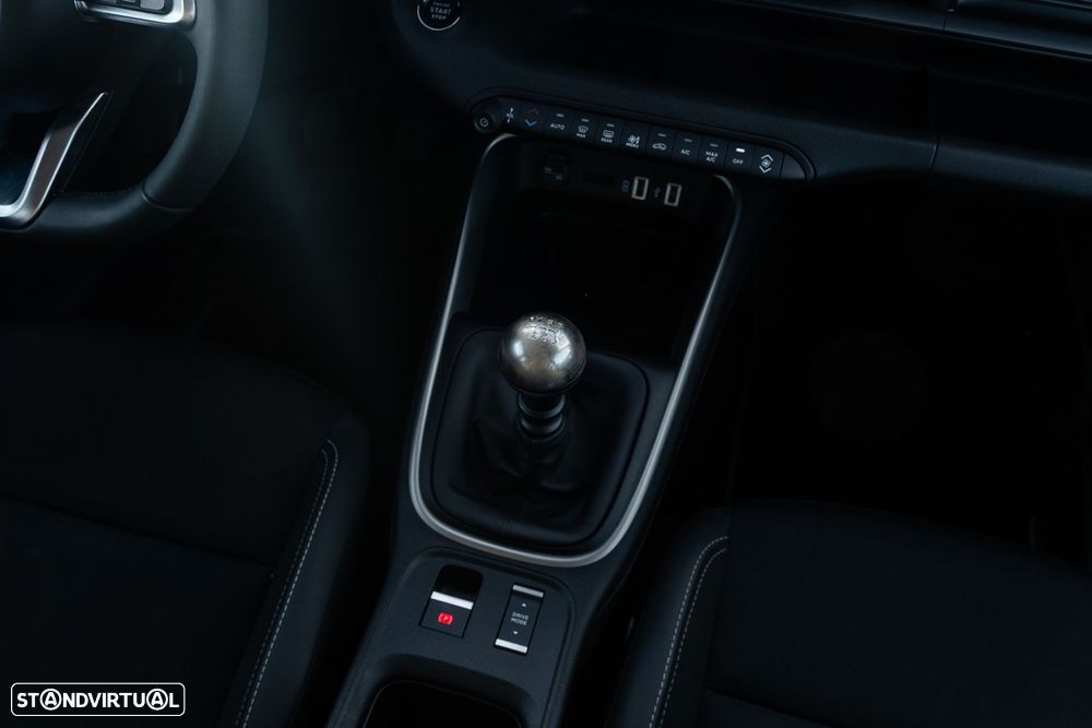 Jeep Avenger 1.2 GSE T3 Altitude - 21