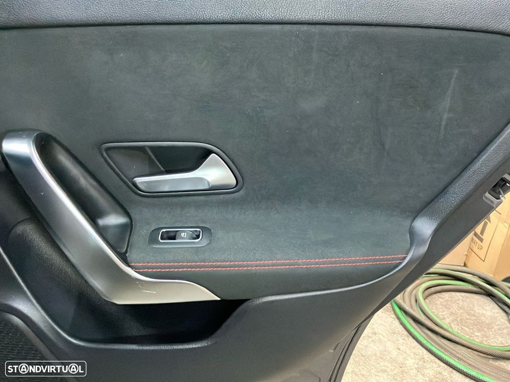 Mercedes-Benz A 200 - 23