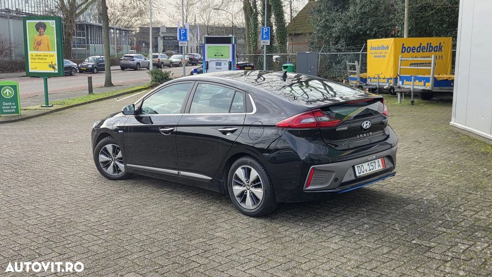 Hyundai IONIQ 1.6 141CP Exclusive - 12