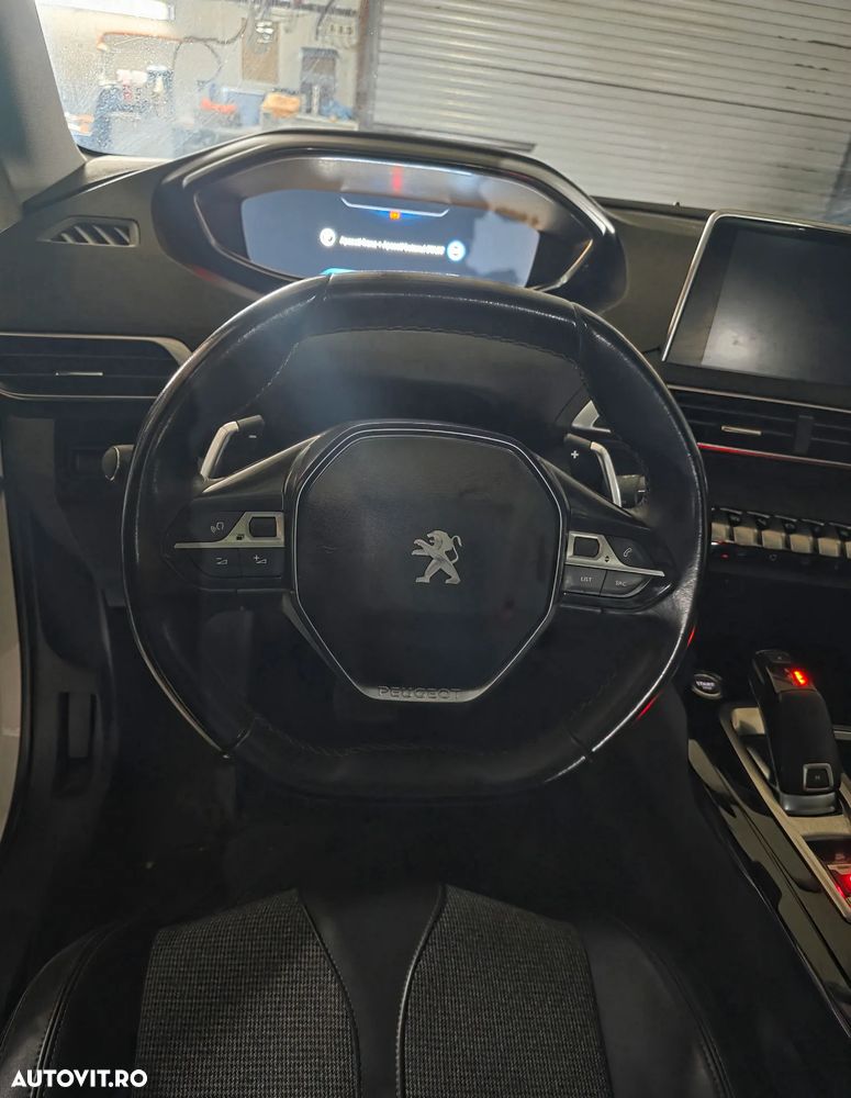 Peugeot 3008 1.5 BlueHDI S&S EAT8 Allure - 40