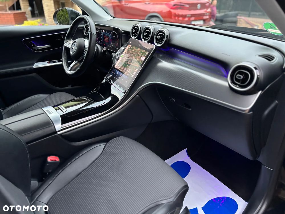 Mercedes-Benz GLC 220 d 4Matic 9G-TRONIC Avantgarde Advanced - 8