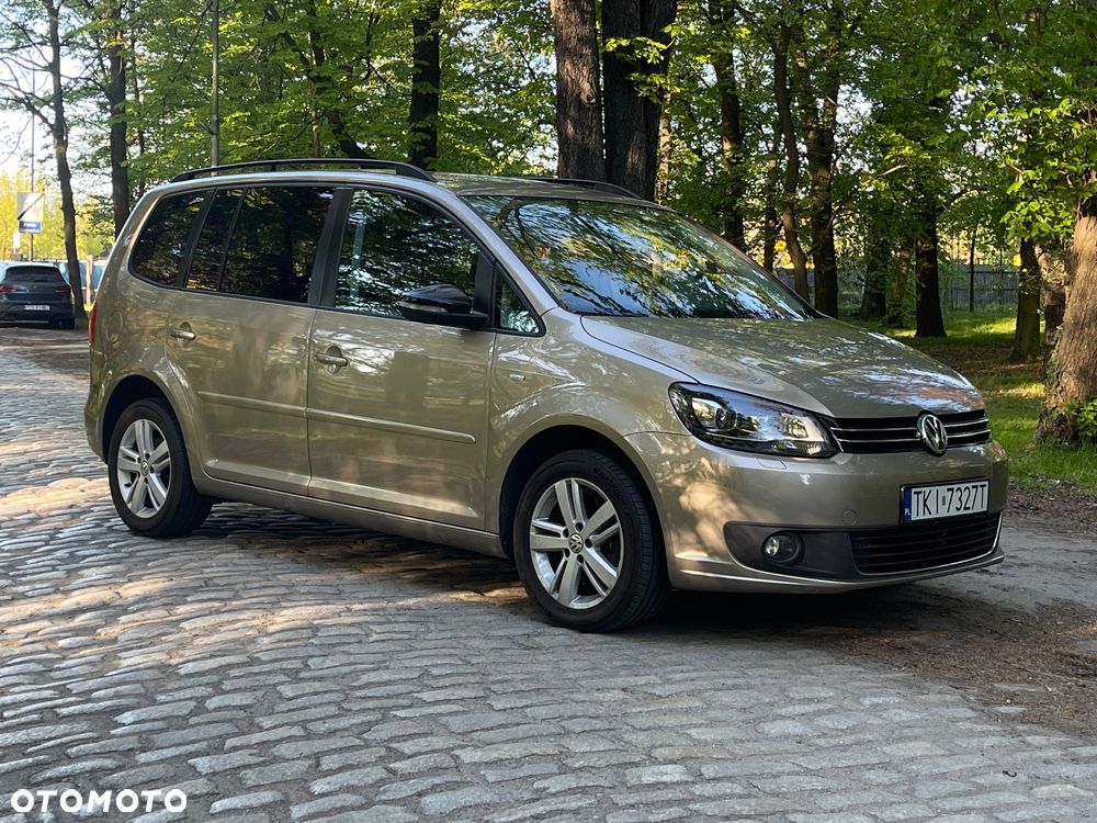 Volkswagen Touran 2.0 TDI DPF DSG MATCH - 9