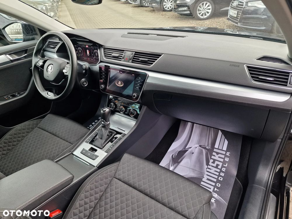 Skoda Superb 2.0 TDI Style DSG7 - 23