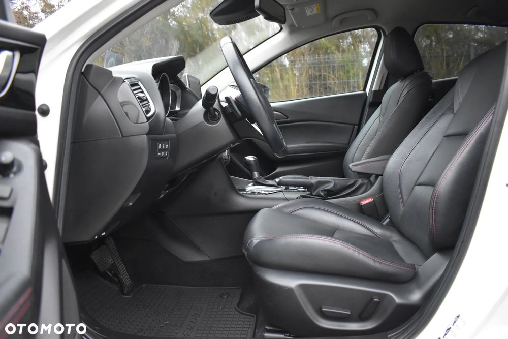 Mazda 3 - 9