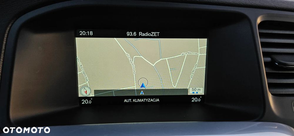 Volvo V60 D2 Momentum - 13