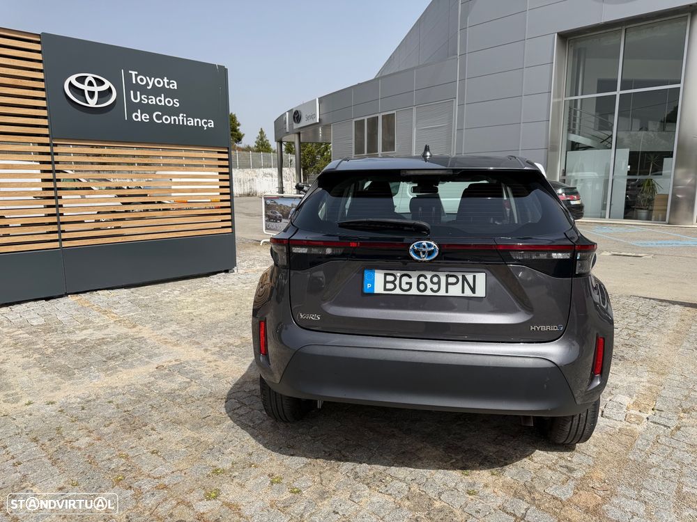 Toyota Yaris Cross 1.5 HDF Comfort Plus AWD - 4