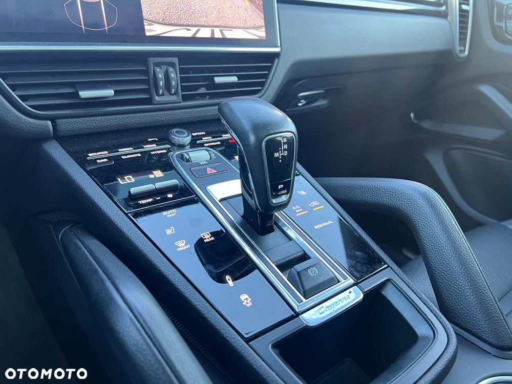 Porsche Cayenne E-Hybrid - 18