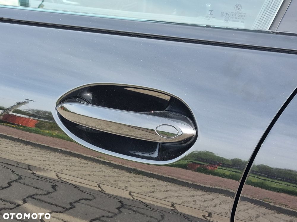 BMW Seria 2 220d xDrive M Sport - 8