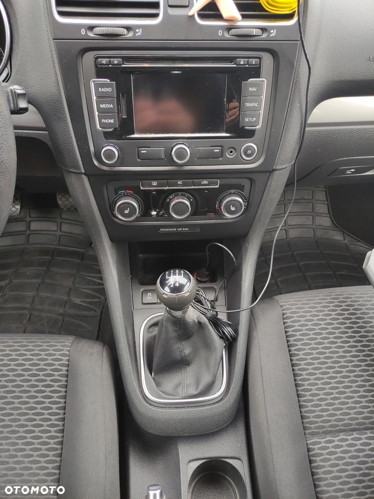 Volkswagen Golf - 14