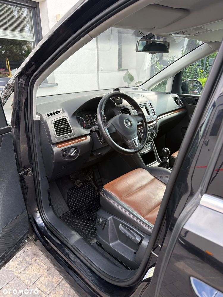 Volkswagen Sharan 2.0 TDI Exclusive Edition - 15