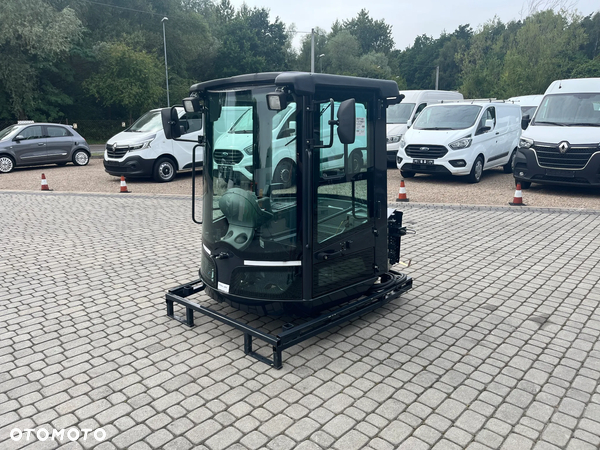 KABINA  MINI KOPARKA ŁADOWARKA Schäffer SK31 BOBCAT GIANT AVANT 11787netto