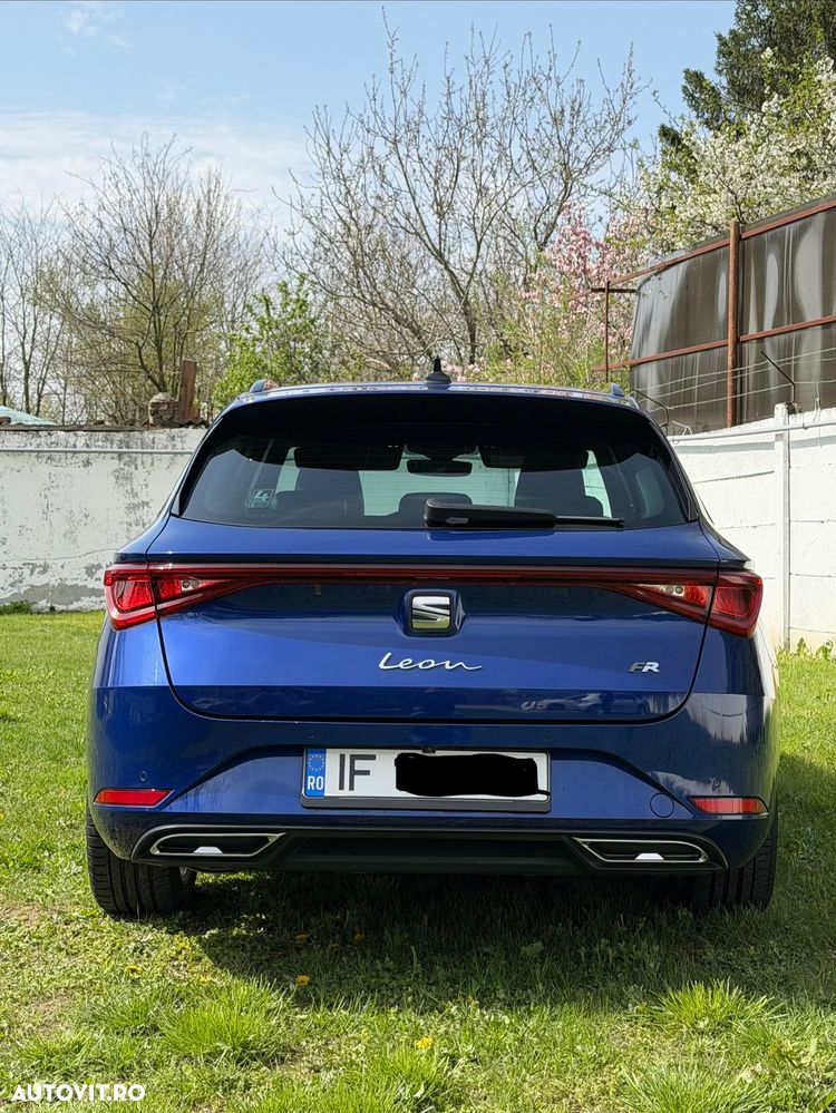 Seat Leon 1.5 eTSI OPF DSG FR Black Edition - 2