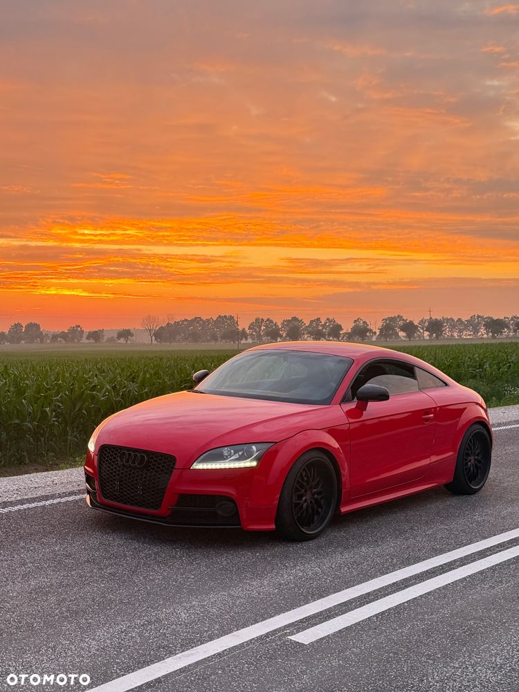 Audi TT S Coupé - 1