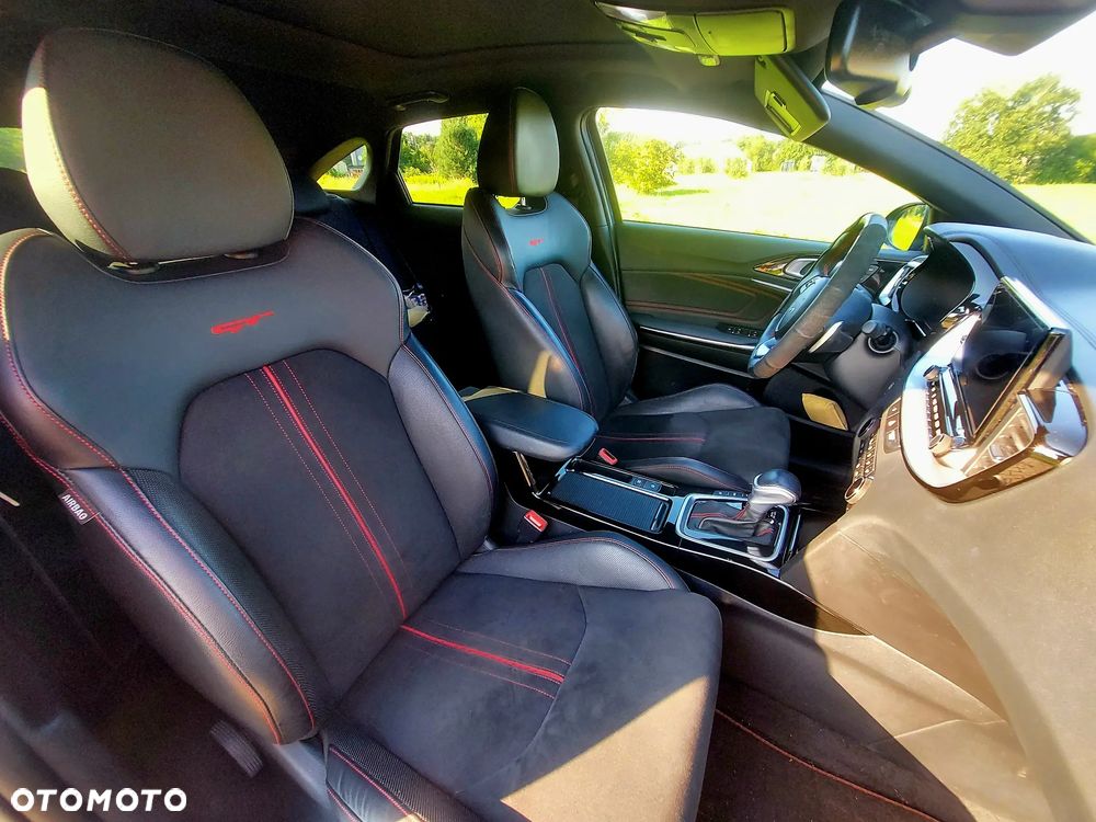 Kia ProCeed 1.6 T-GDI GT DCT - 10