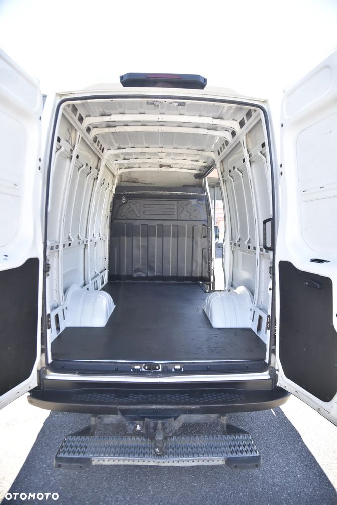 Iveco DAILY 35C15 - 6