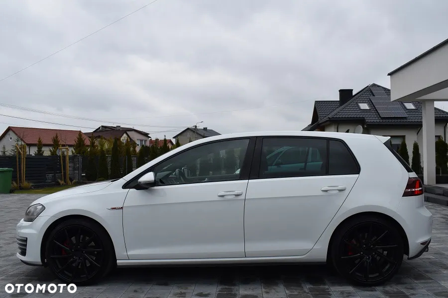 Volkswagen Golf VII 2.0 TSI BMT GTI - 4