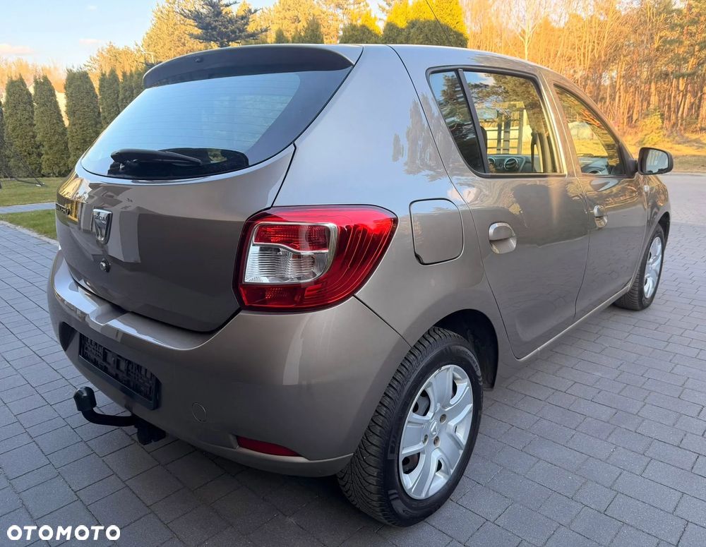 Dacia Sandero 1.2 16V Laureate - 7