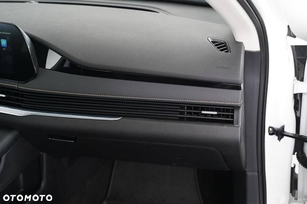 Bestune B70 2.0T Elegance - 31