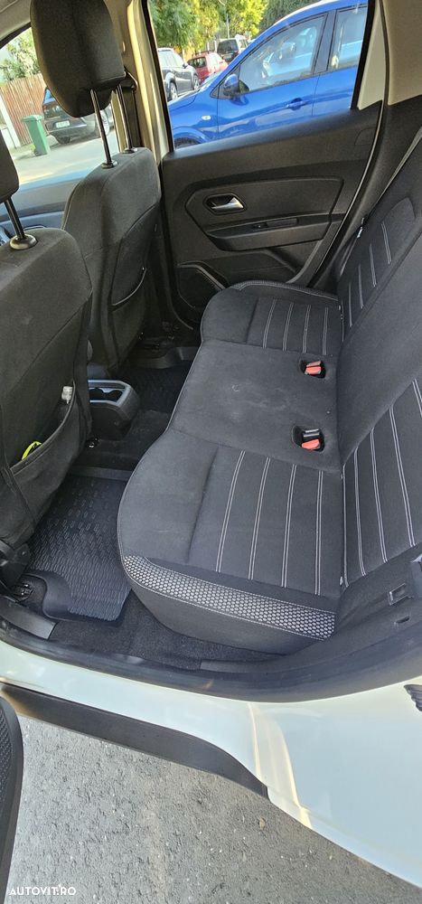 Dacia Duster TCe 150 GPF Prestige jante 17" - 14