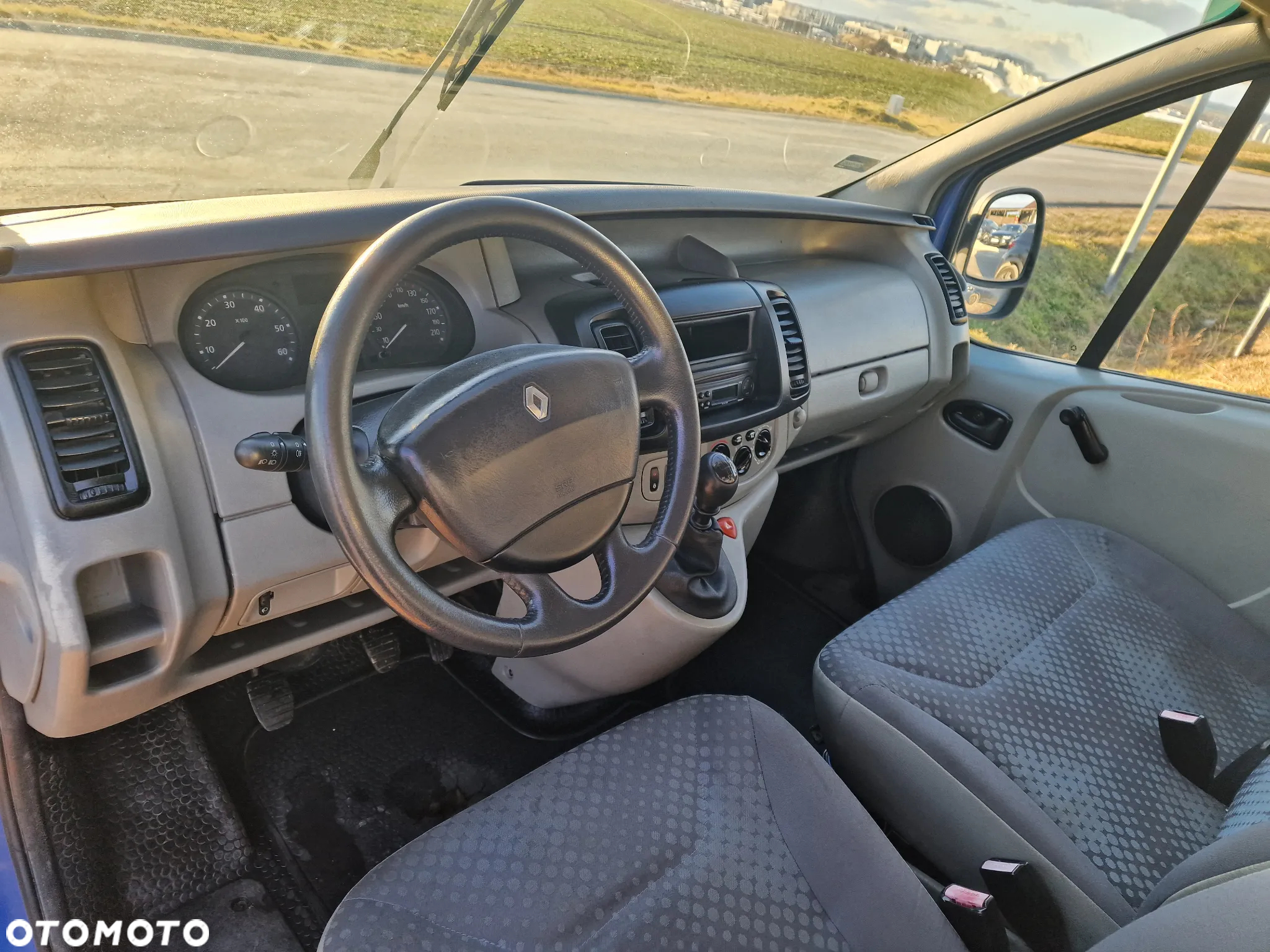Renault Trafic - 15