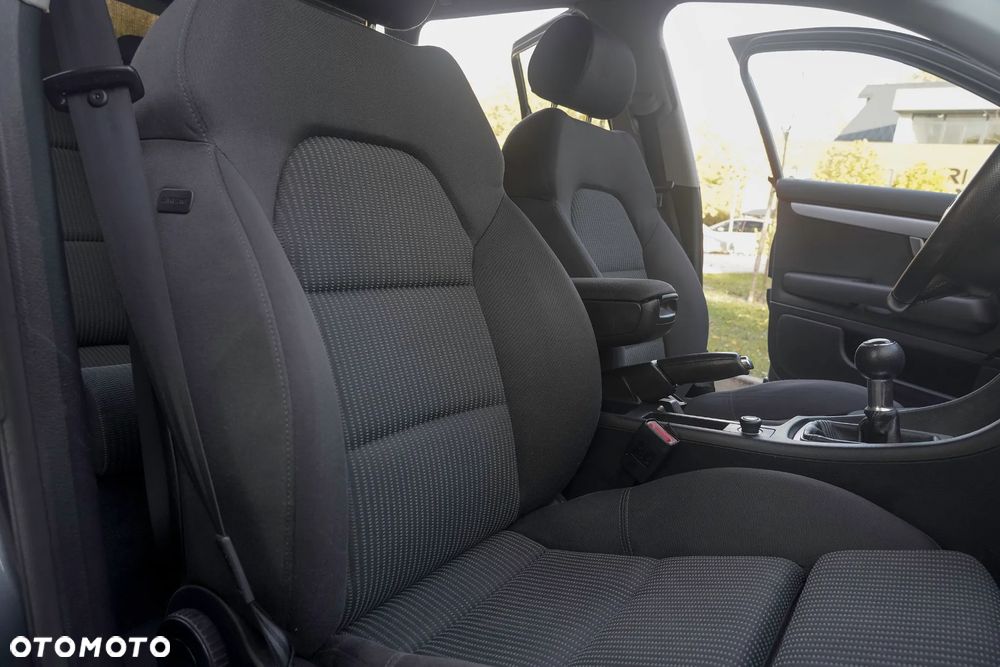 Audi A4 Avant 2.0 TDI DPF - 36