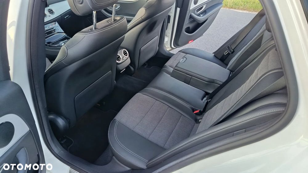 Mercedes-Benz Klasa E 220 d 9G-TRONIC - 7