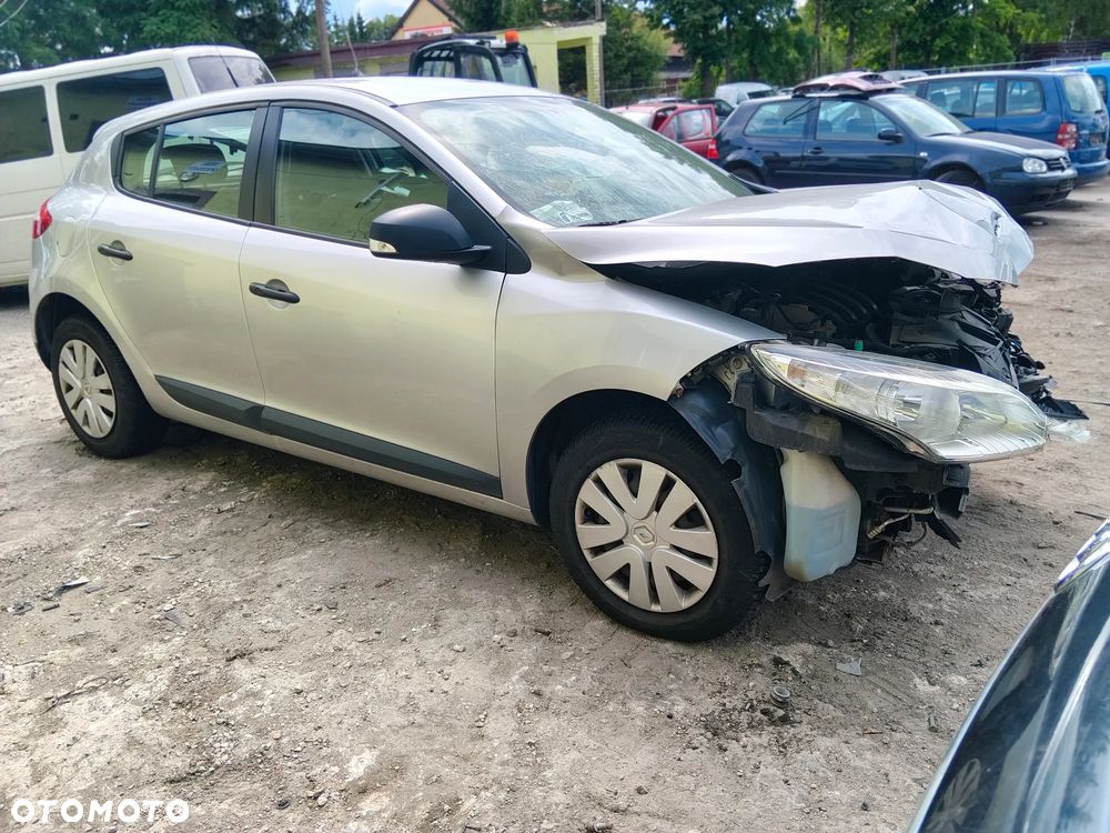 Renault Megane III 5D H/B TED69 K4M Części - 6